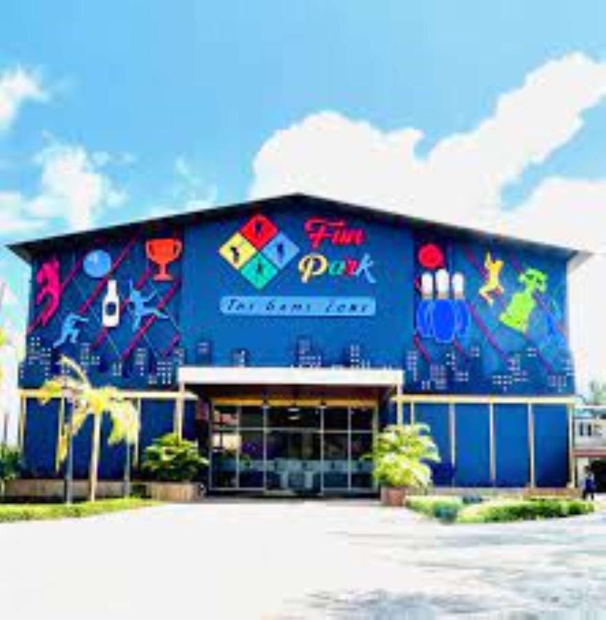 Radisson Blu Resort&Spa Karjat Exterior foto The Sports and Cultural Centre