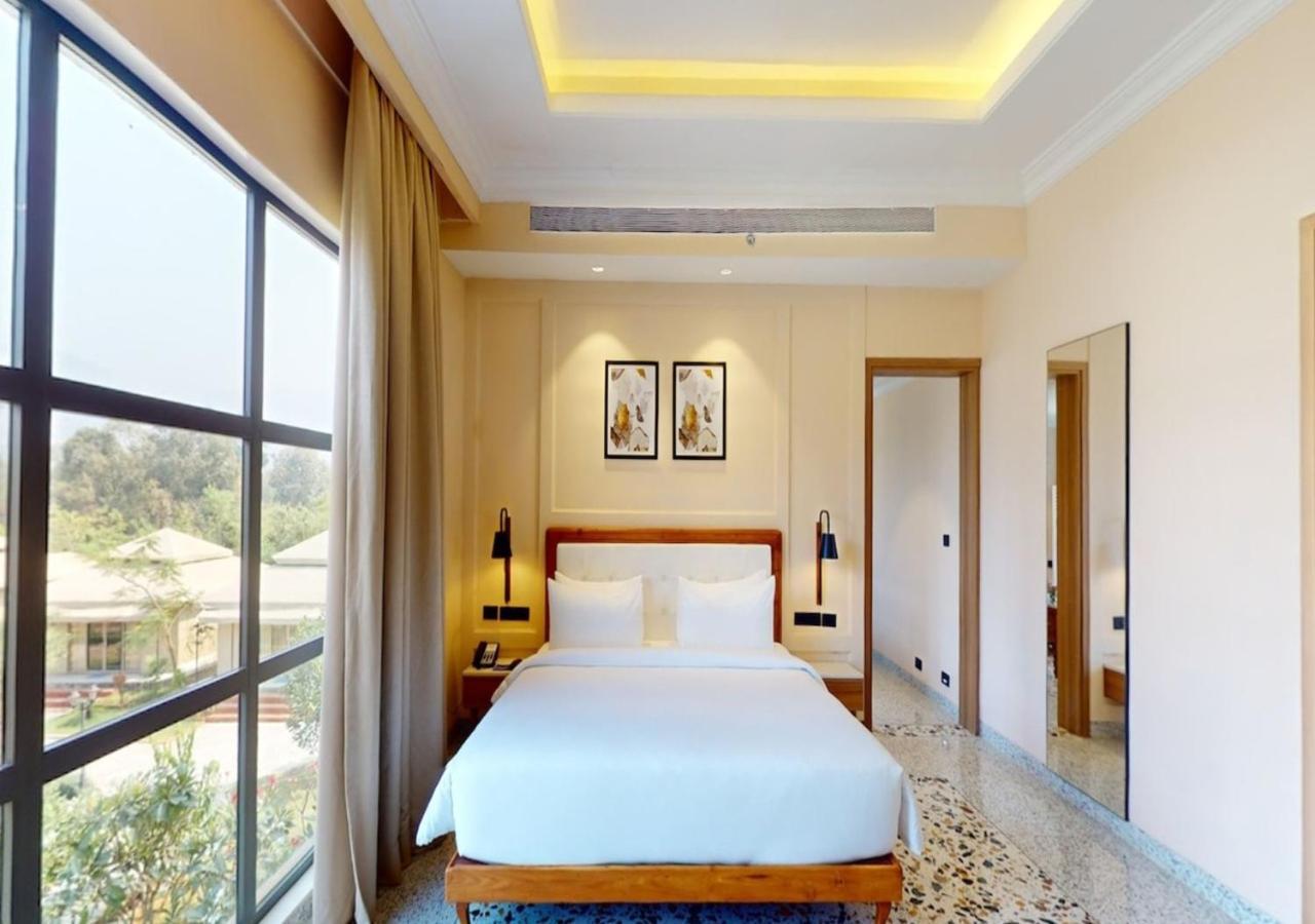 Radisson Blu Resort&Spa Karjat Exterior foto